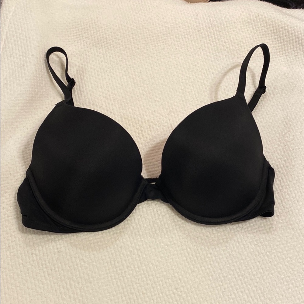 PINK Wear Everywhere Push-Up Bra
